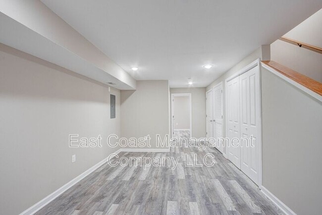 Building Photo - 601 Richwood Ave