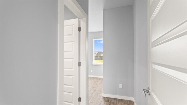 Building Photo - 217 Olde Ml Ct