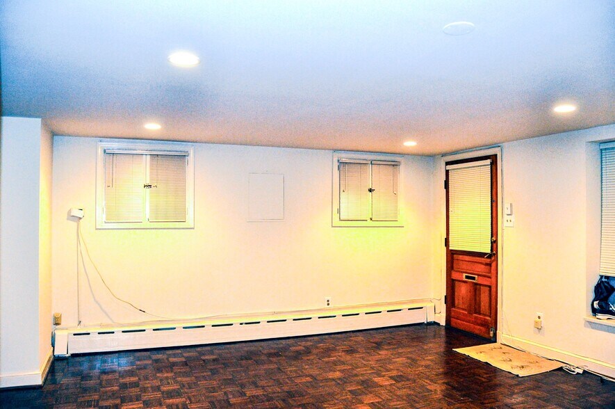 Livingrom - 1777 Lanier Pl NW