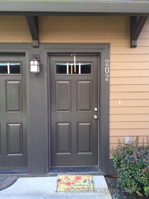 Building Photo - REDUCED $100.. 1/2 Month Rent Free! 2 Bed, 2.5 Bath Townhome at Woodhaven Crossing in Sherwood