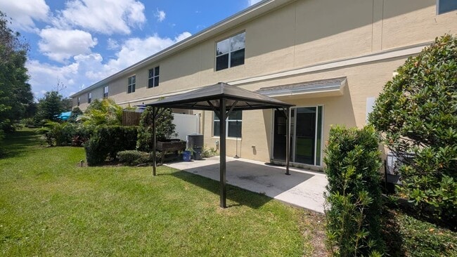 Building Photo - 2900 NW Treviso Cir