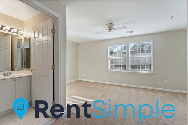 Building Photo - 3631 Madison Ln