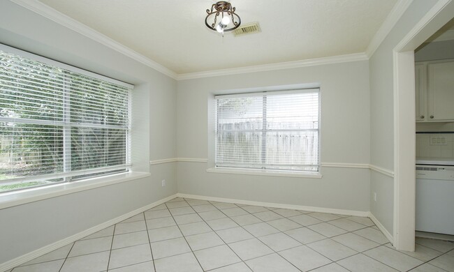 Building Photo - 18531 Lippizaner Dr