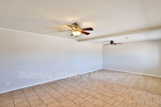 Building Photo - 331 W Pinon Ave