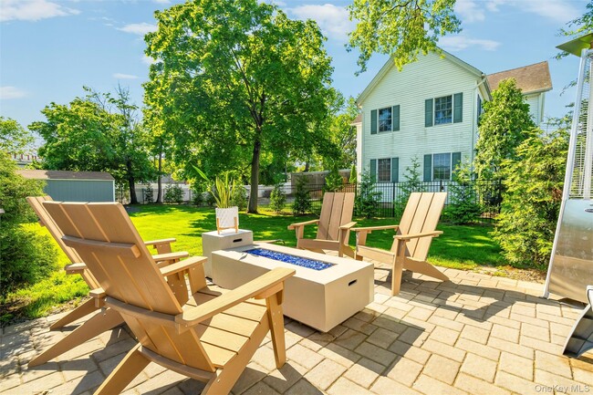 Building Photo - 78 Maple Ave