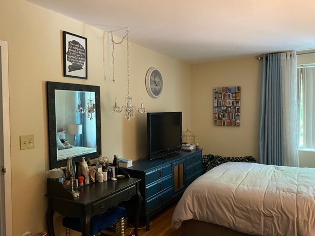 Building Photo - 34 Babcock St