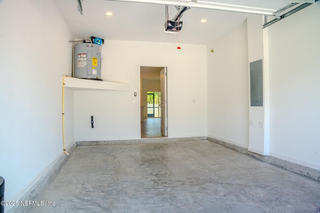 Building Photo - 2221 Windward Cay Ln