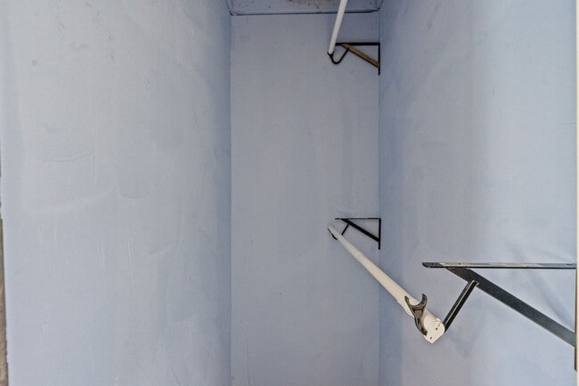 Building Photo - 179 Elk St