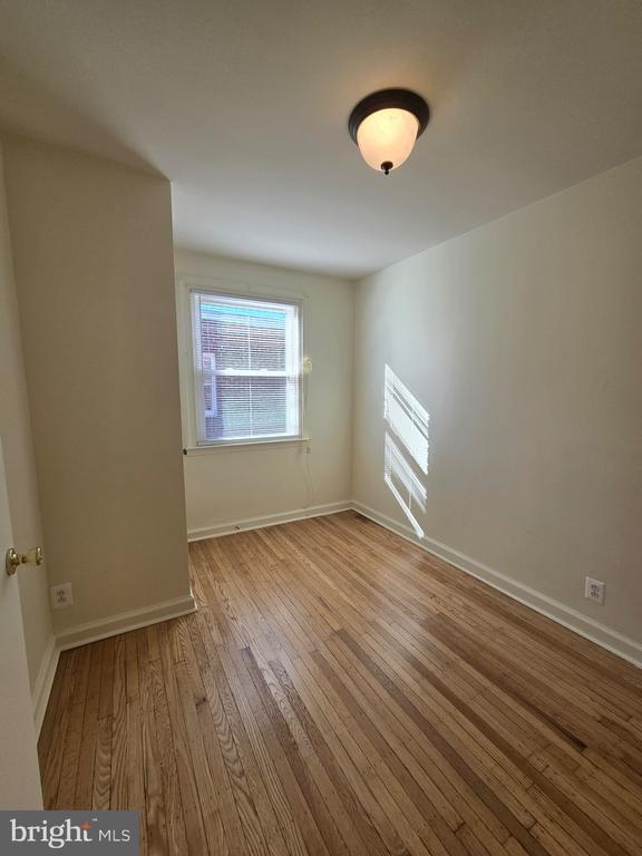 Building Photo - 6504 BRADFORD Ter