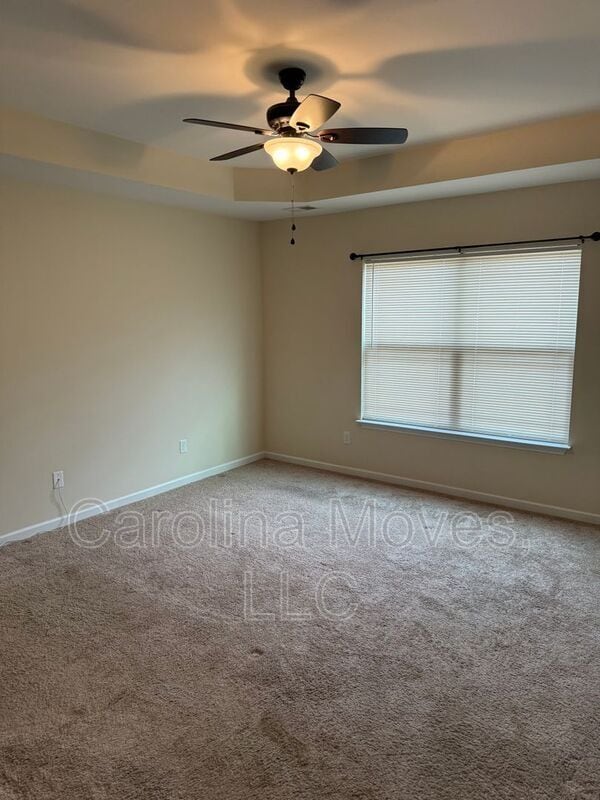 Building Photo - 451 Riverdale Rd