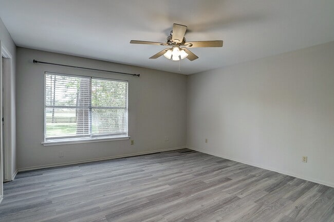 Building Photo - 74 Maple Branch St