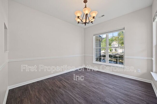 Building Photo - 2535 Fossil Stone Ln