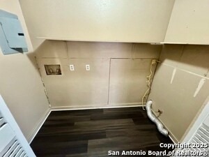 Building Photo - 146 Stapleton St