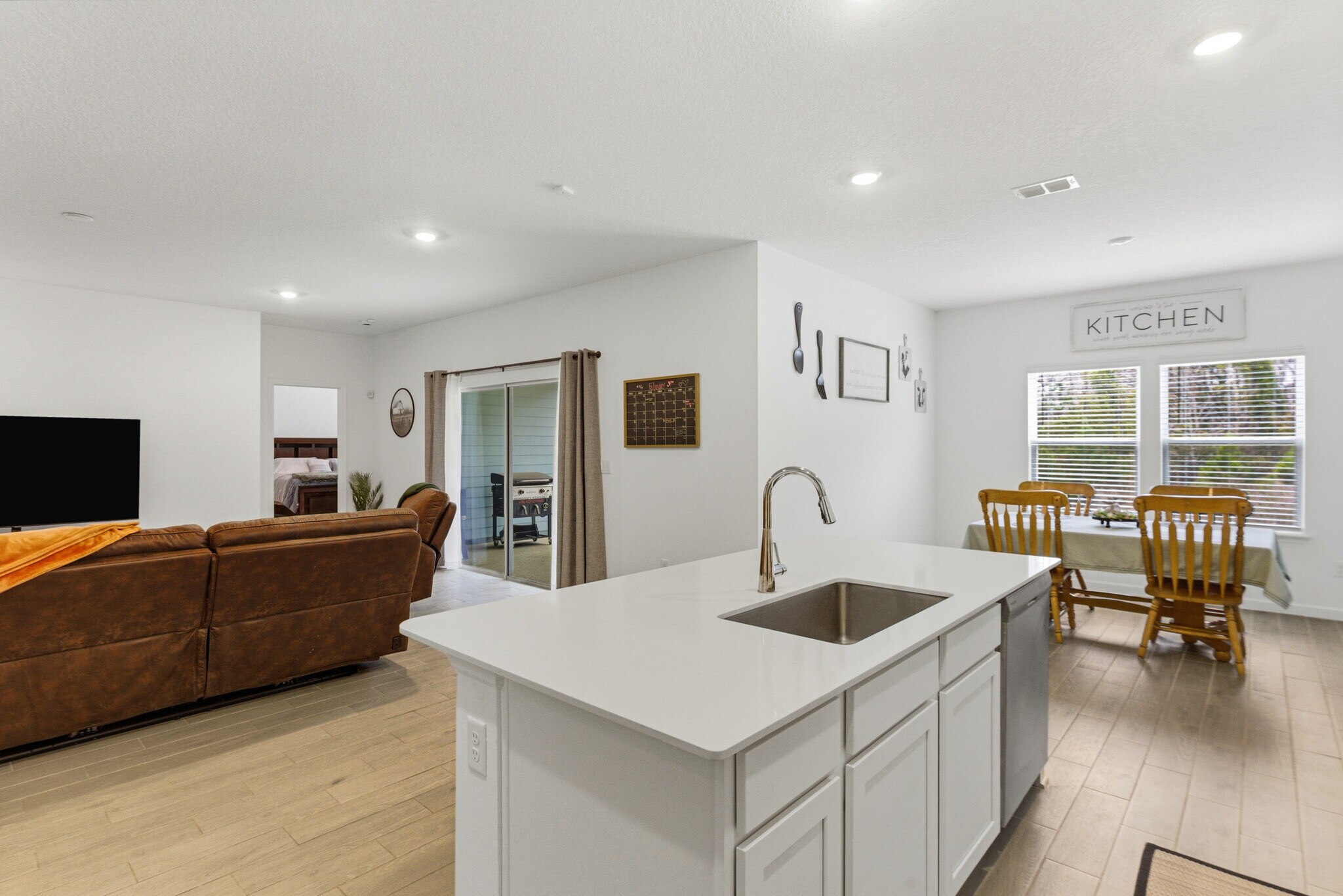 Building Photo - 8486 Horsebit Cir