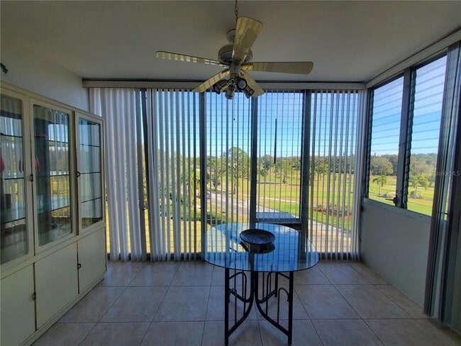 Building Photo - 200 N Betty Ln