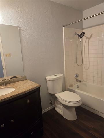 Building Photo - 6000 Maple Springs Dr