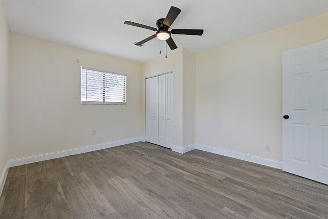 Building Photo - 47 Farragut Dr