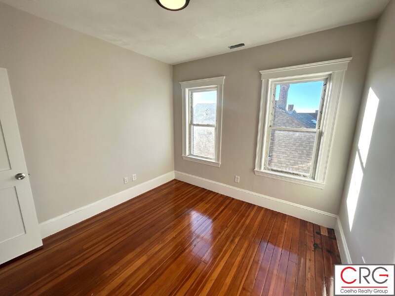 Building Photo - 79 3rd St