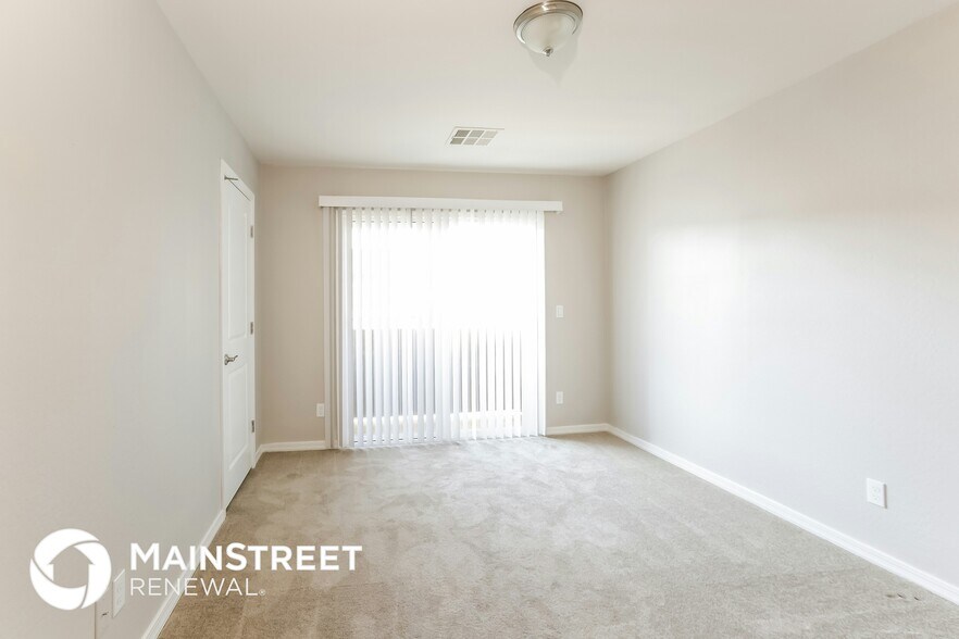 Building Photo - 2000 N 36th St