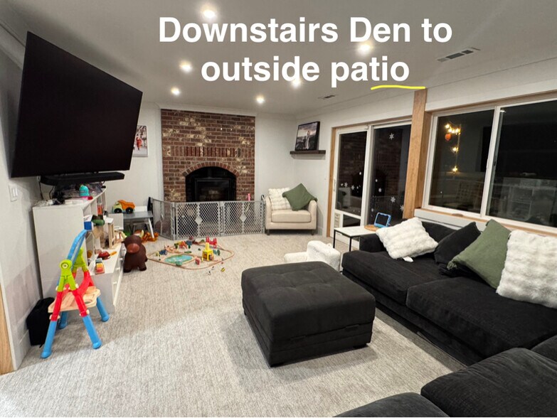 Building Photo - 5610 41st Ave E