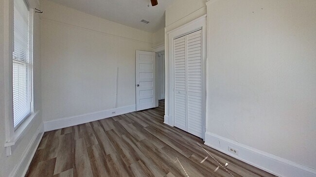 Building Photo - Copeland Street Duplexes