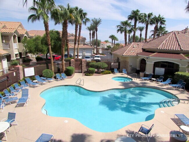 Building Photo - 5855 Valley Dr