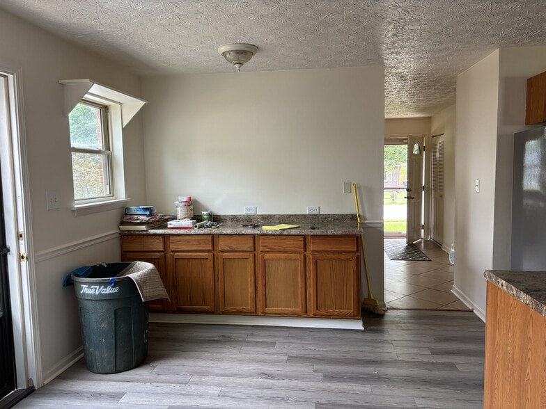 Building Photo - 3986 Northampton Dr