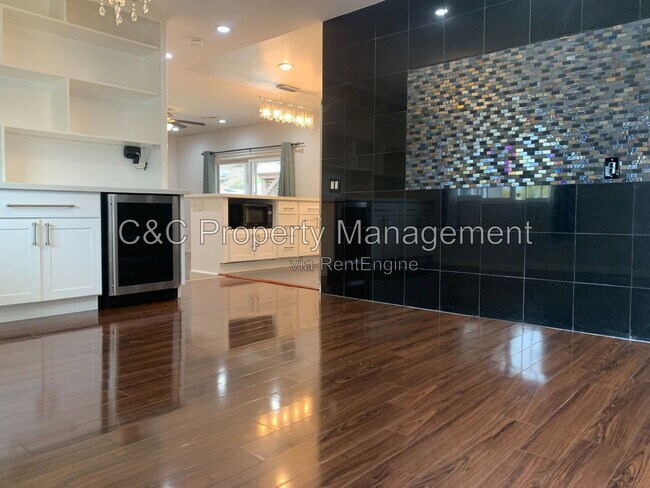 Building Photo - 3836 Glengarry Dr
