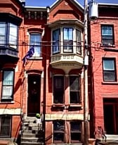 Building Photo - 45 Elm St