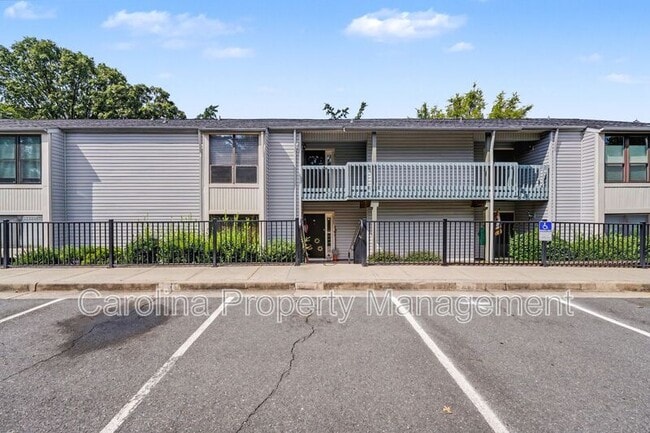 Building Photo - 10971 Harrowfield Rd