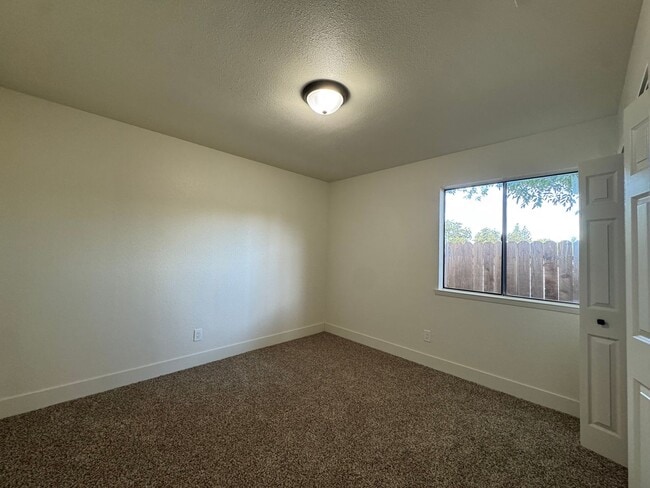 Building Photo - 5965 E Shields Ave