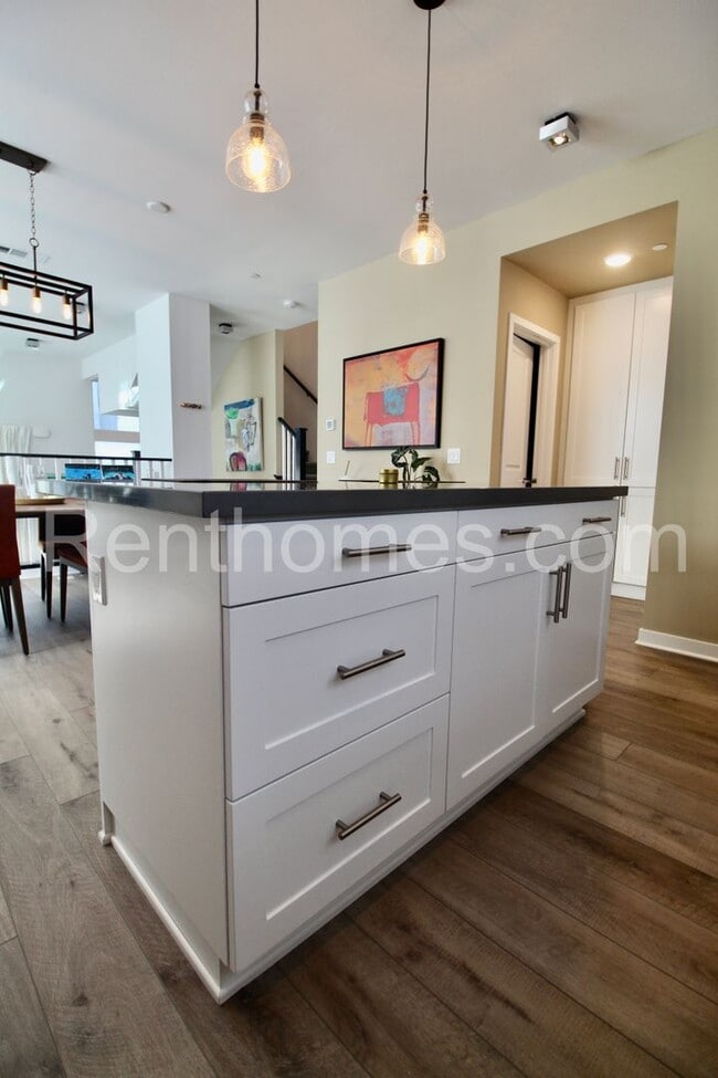 Building Photo - 10441 Harlow Cir