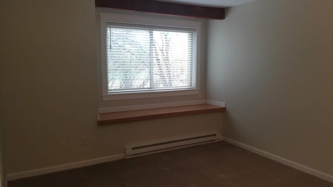 Building Photo - 4727 Tantra Dr