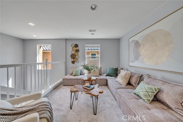 Building Photo - 7265 Enclave Dr