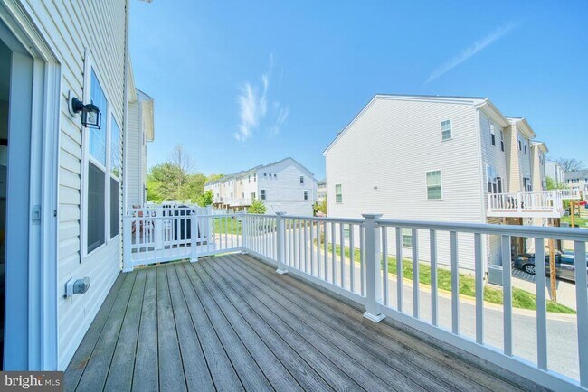 Building Photo - 18318 Woodhouse Ln