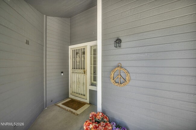 Building Photo - 5045 Pradera St