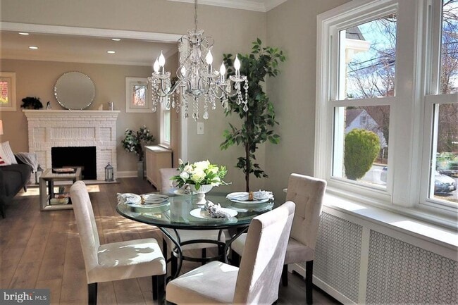 Building Photo - Charming Restored 5BR, 3.5BA Colonial Minutes from D.C.