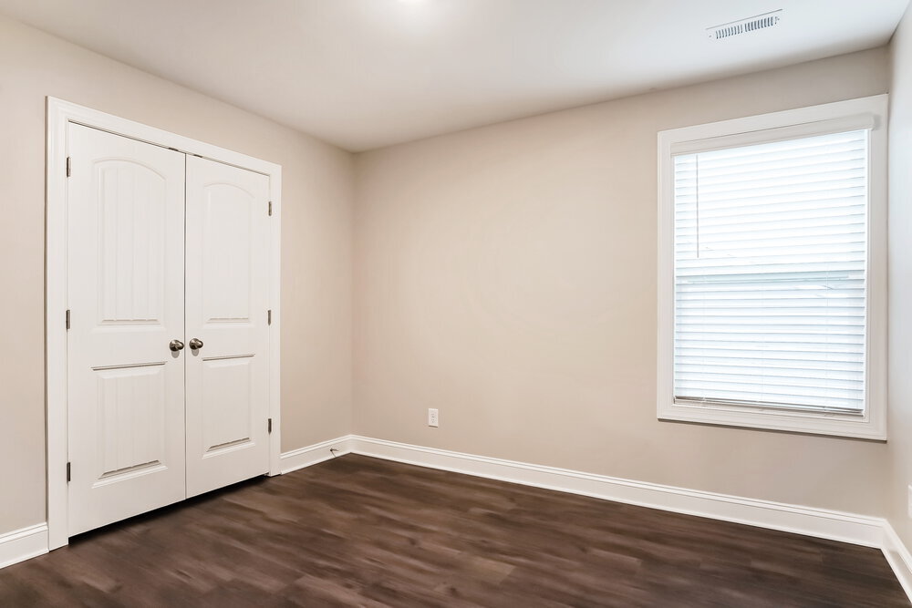 Building Photo - 327 Azalea Gaze Dr