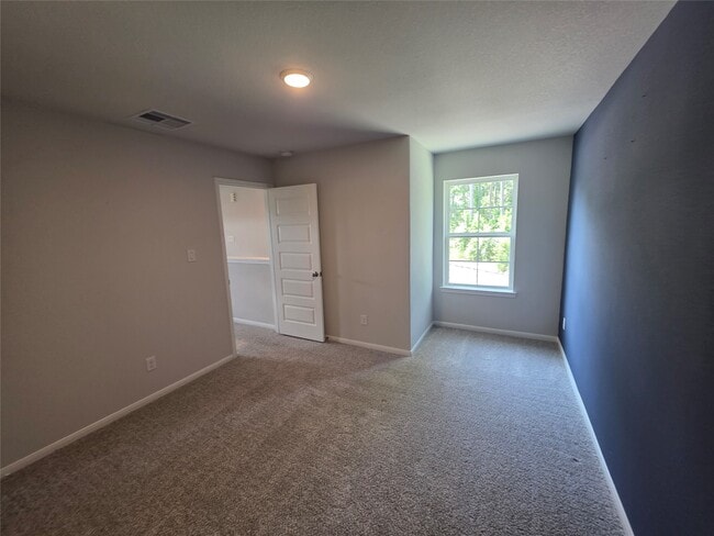 Building Photo - 110 Elm