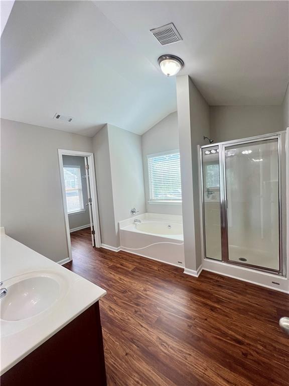Building Photo - 7040 Silk Tree Pointe