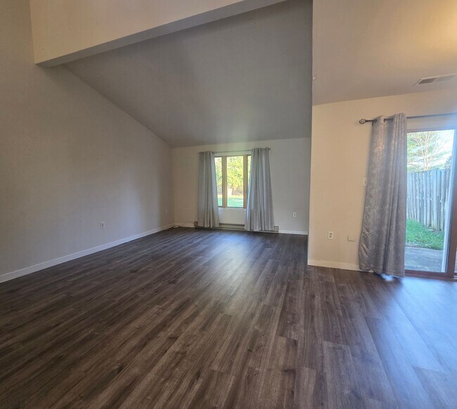 Building Photo - Desirable South Whitehall Township Townhome