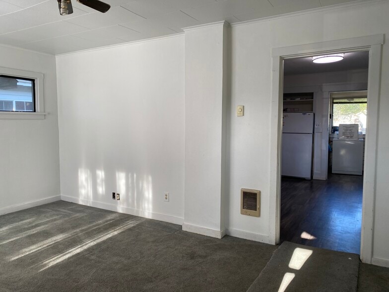 Building Photo - 26 N St NE