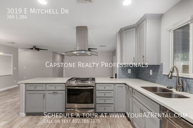 Building Photo - 3019 E Mitchell Dr