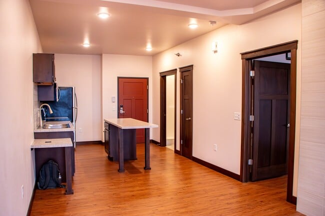 Building Photo - Tree Lofts