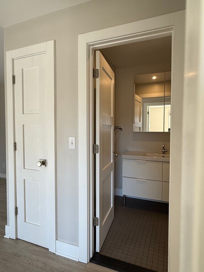 Building Photo - Updated One Bedroom in Cherboneau North | Quiet, Private Setting