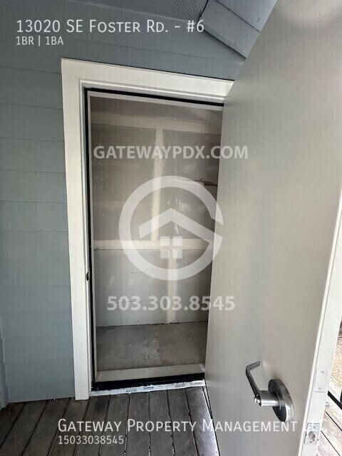 Building Photo - 13020 SE Foster Rd