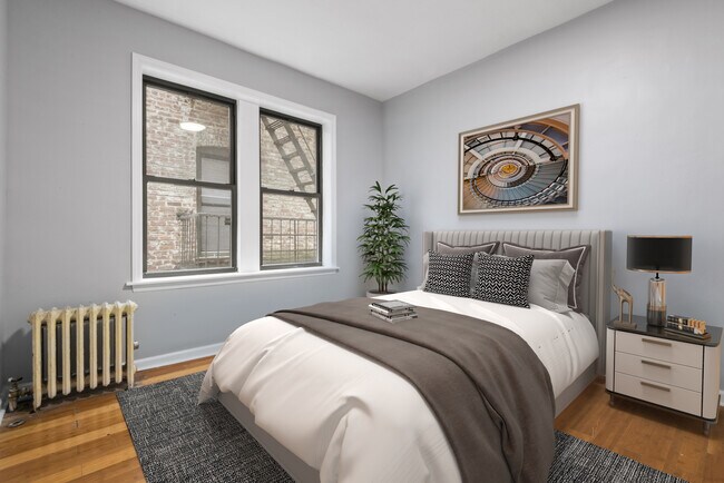 Building Photo - 118 Corbin Ave