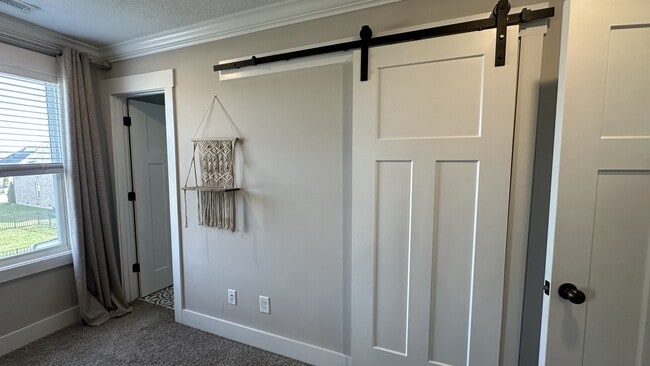 Building Photo - 537 Dexter Dr