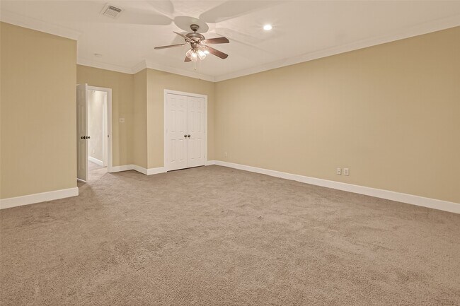 Building Photo - 1342 Rutland St