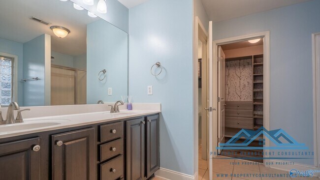 Building Photo - 4620 Carrington Blvd SE